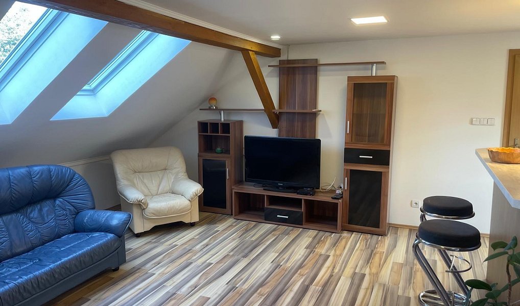 Pronájem domu 90 m² s pozemkem 300 m², Matějov – náhled fotky 2