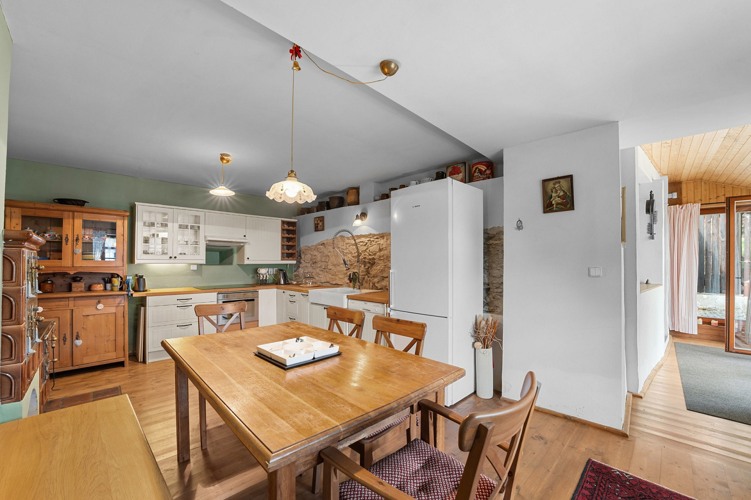 Prodej domu 291 m² s pozemkem 1 793 m² – fotografie 2
