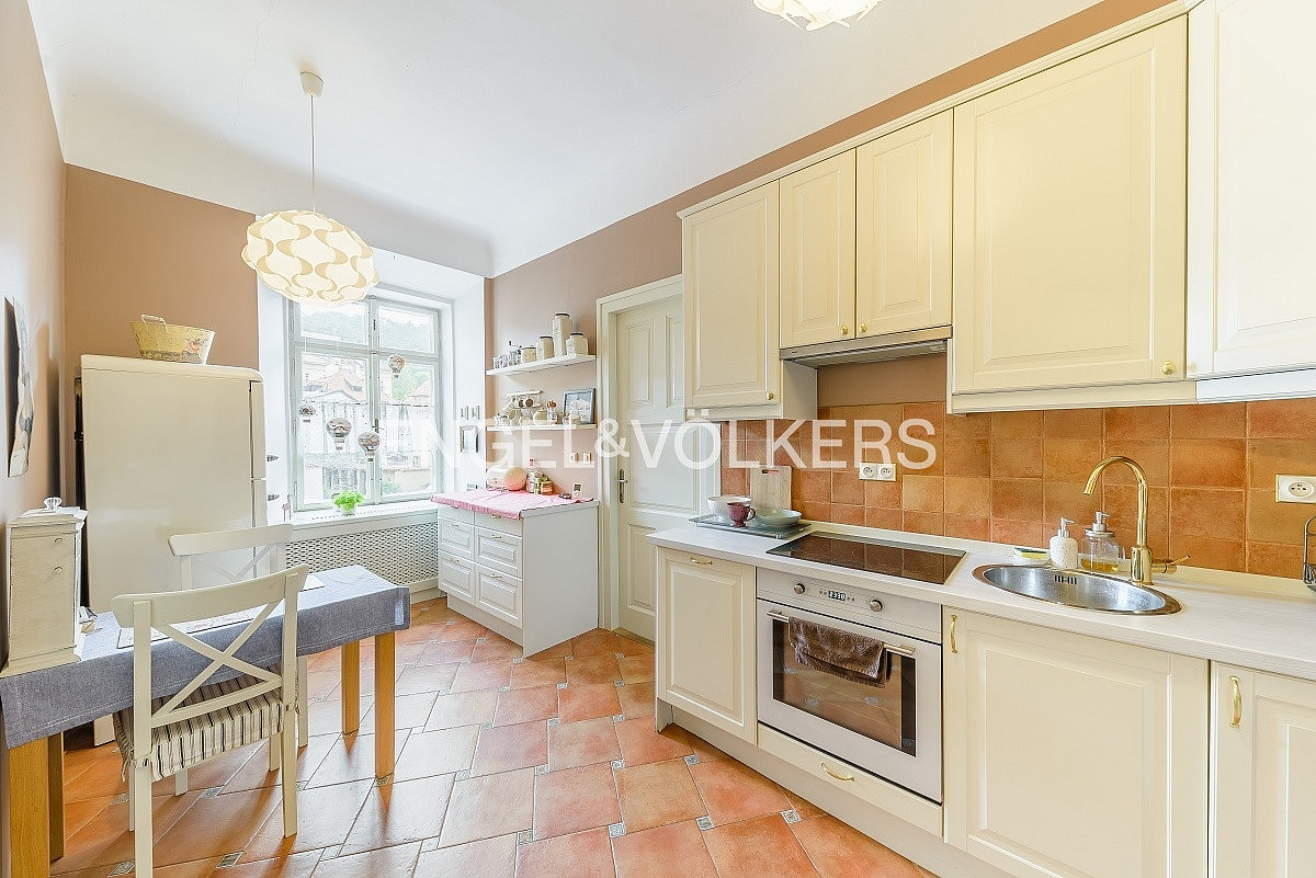 Pronájem bytu 2+1 59 m² – fotografie 3