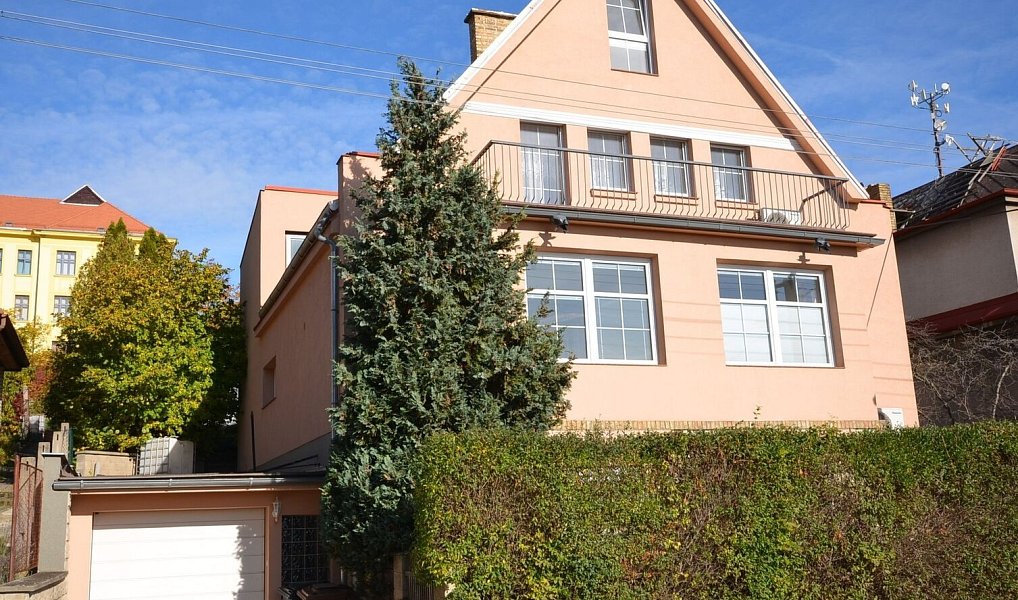 Prodej rodinného domu, 352 m², Kladno, Slaný