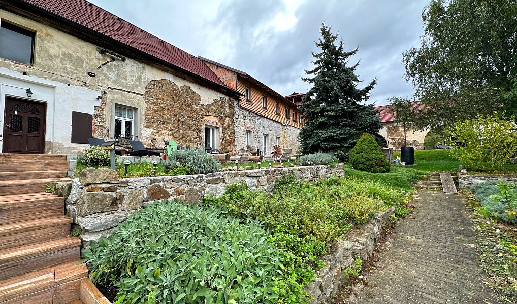 Prodej ubytovacího objektu 750 m², Ratibořské Hory – náhled fotky 36