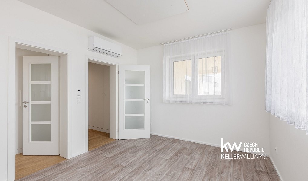 Prodej domu 186 m² s pozemkem 893 m², Velký Borek – náhled fotky 28