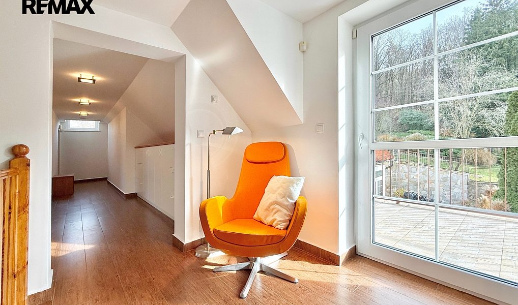Prodej domu 650 m² s pozemkem 2 968 m², Svinaře – náhled fotky 17