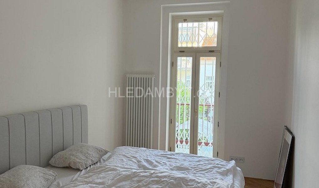 Pronájem bytu 2+kk 55 m², Praha – náhled fotky 8