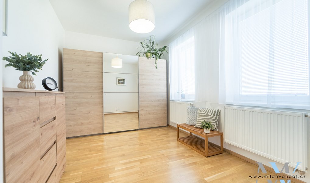 Prodej domu 106 m² s pozemkem 1 942 m², Zalužany – náhled fotky 20