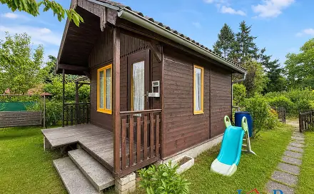 Prodej chaty/chalupy 24 m² s pozemkem 300 m², Strnady, Praha 5 - Zbraslav