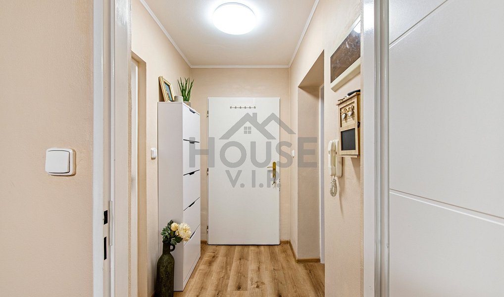 Prodej bytu 3+kk 56 m², Praha – náhled fotky 21
