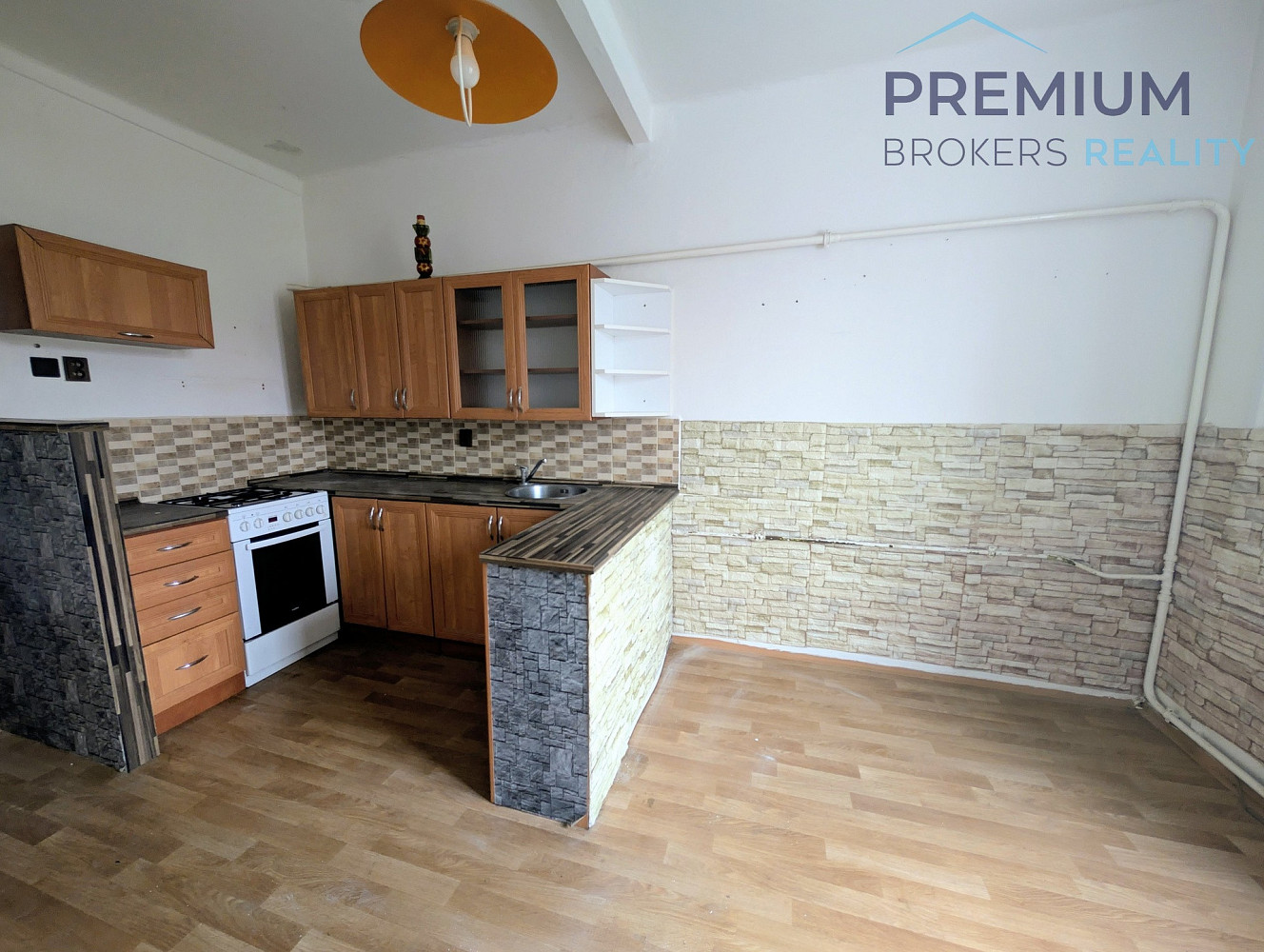 Pronájem bytu 1+1 40 m², Třebenice