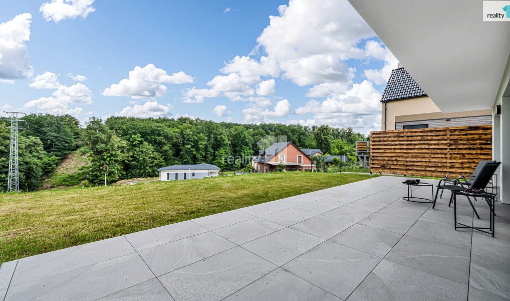 Prodej domu 200 m² s pozemkem 919 m², Vysoký Újezd – náhled fotky 31