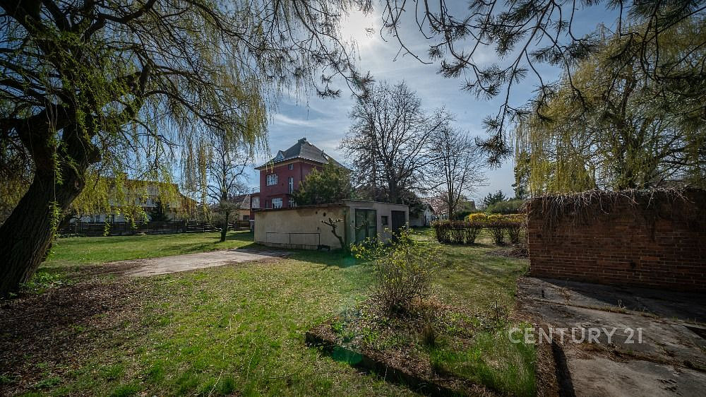 Prodej stavebního pozemku 877 m²