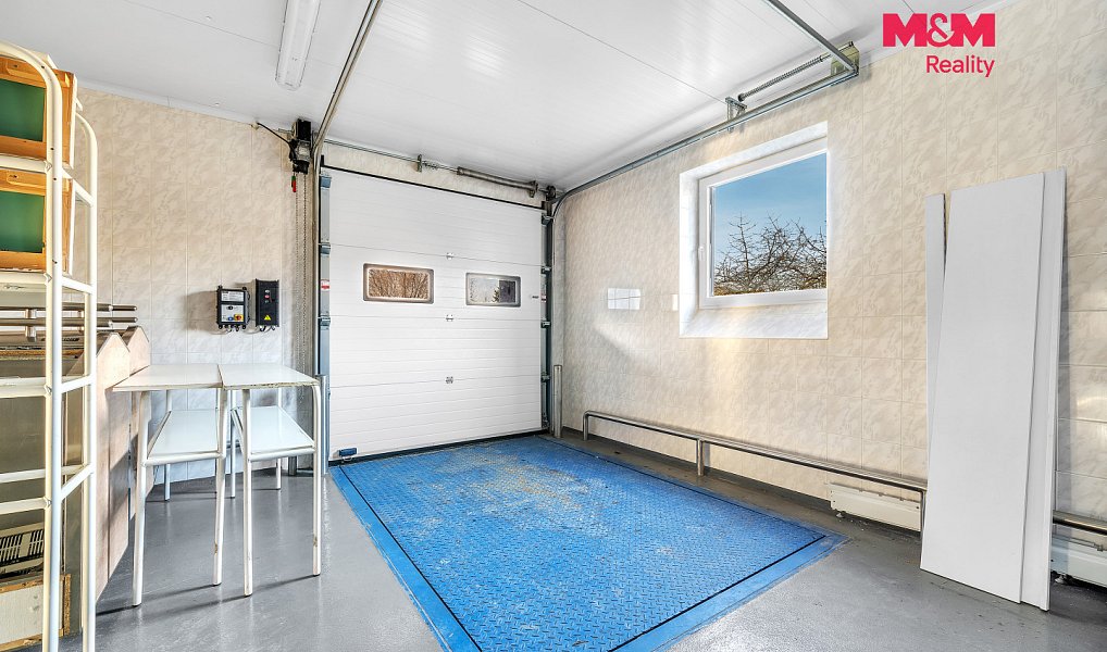 Pronájem obchodních prostor 726 m², Červený Kostelec – náhled fotky 7