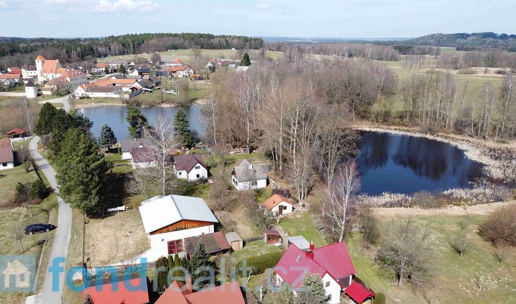 Prodej stavebního pozemku 1 025 m², Žár – náhled fotky 4