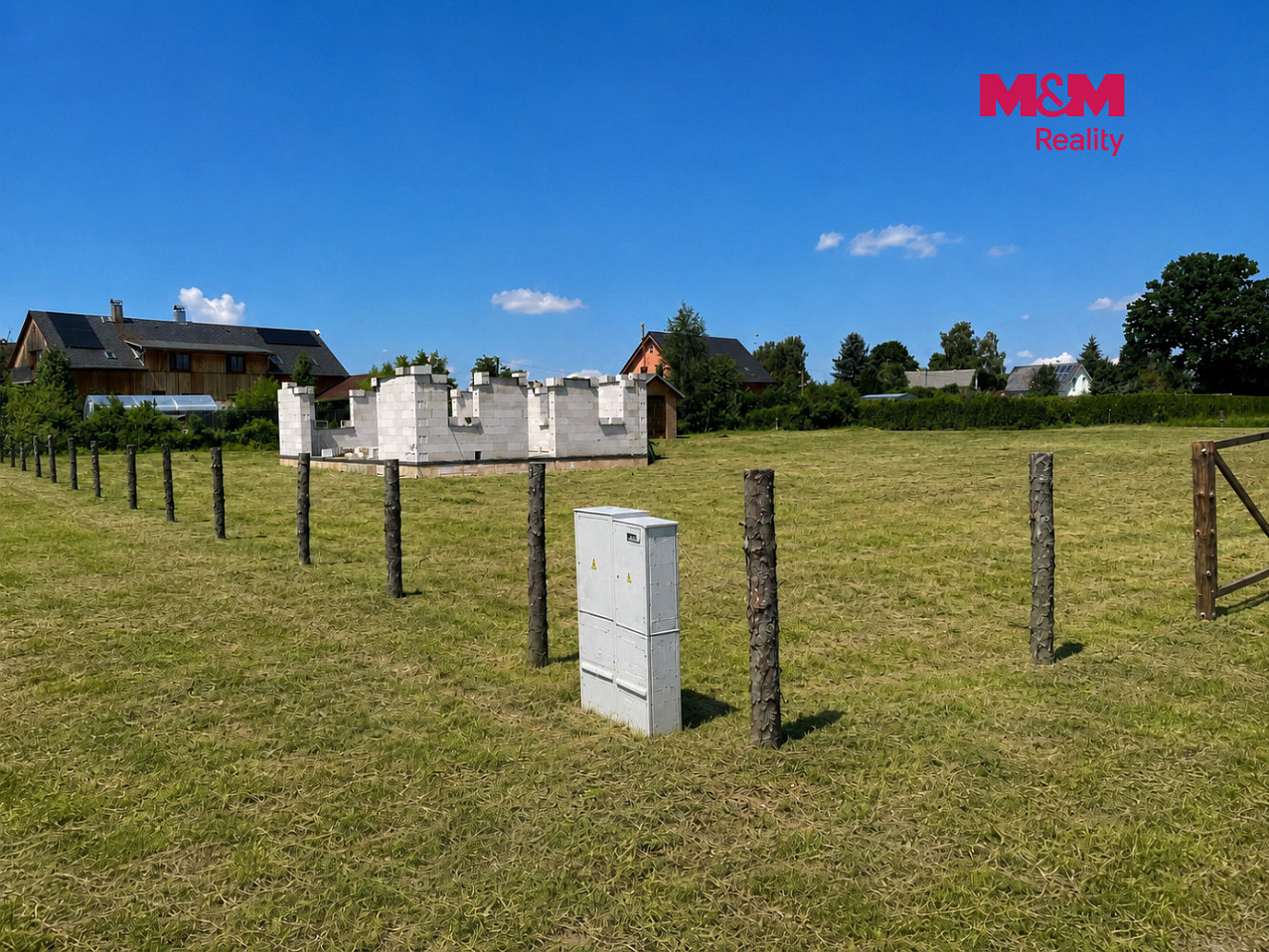 Prodej stavebního pozemku 1 542 m² — photo 2