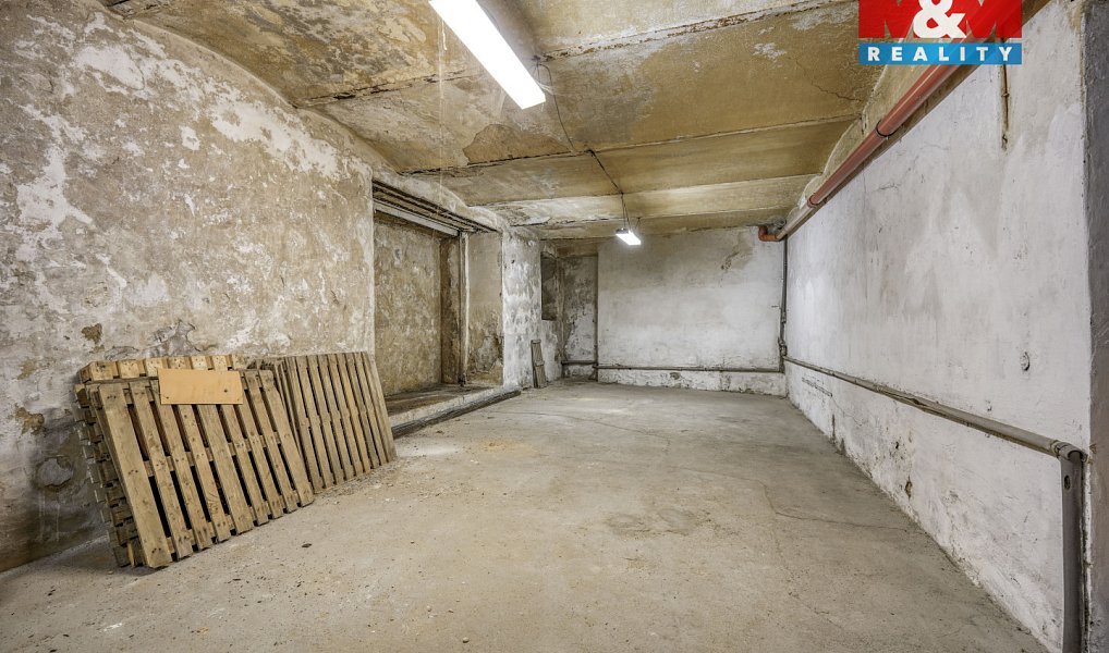 Prodej nájemního domu, činžáku 560 m², Praha – náhled fotky 12