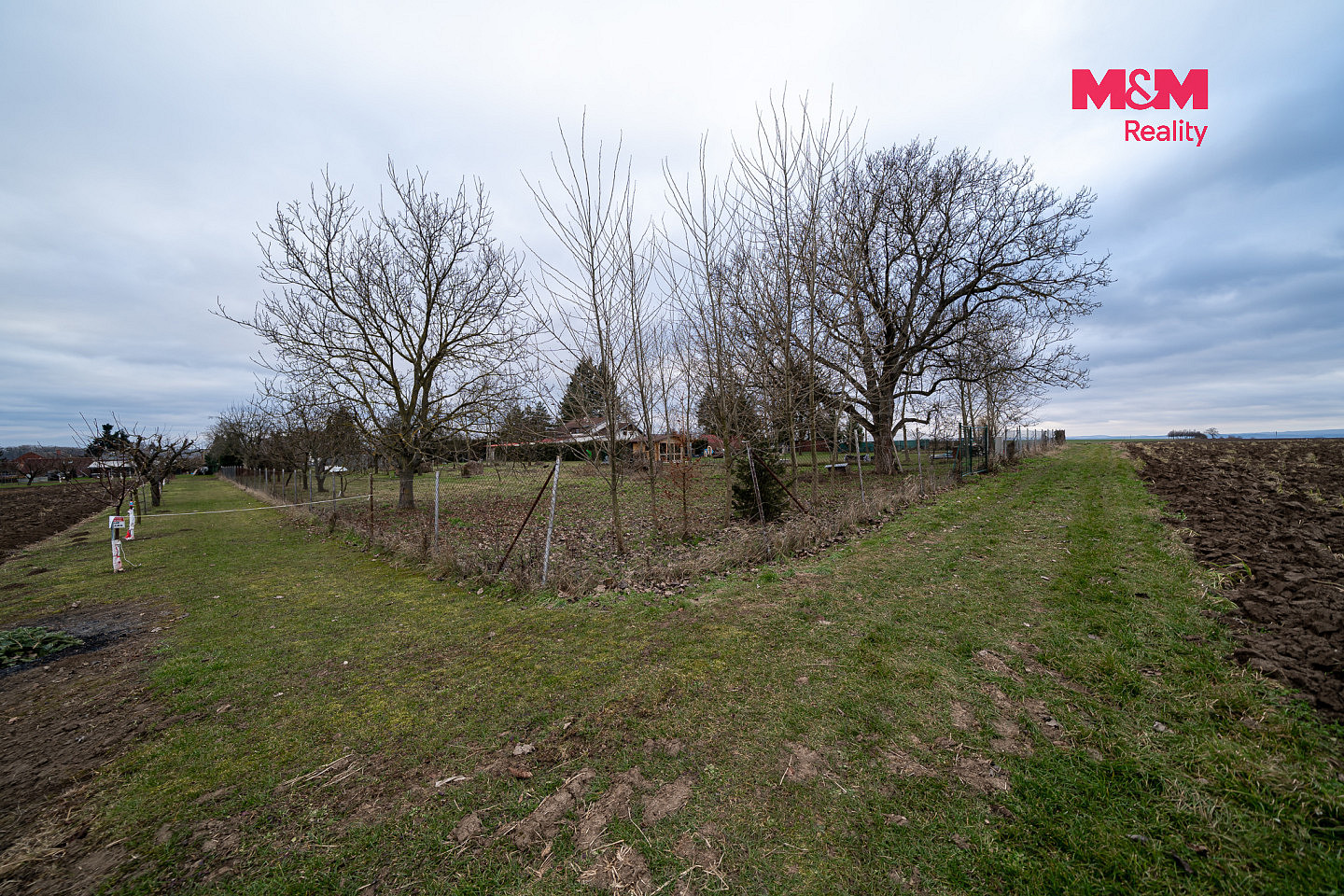 Prodej stavebního pozemku 1 279 m² – fotografie 5