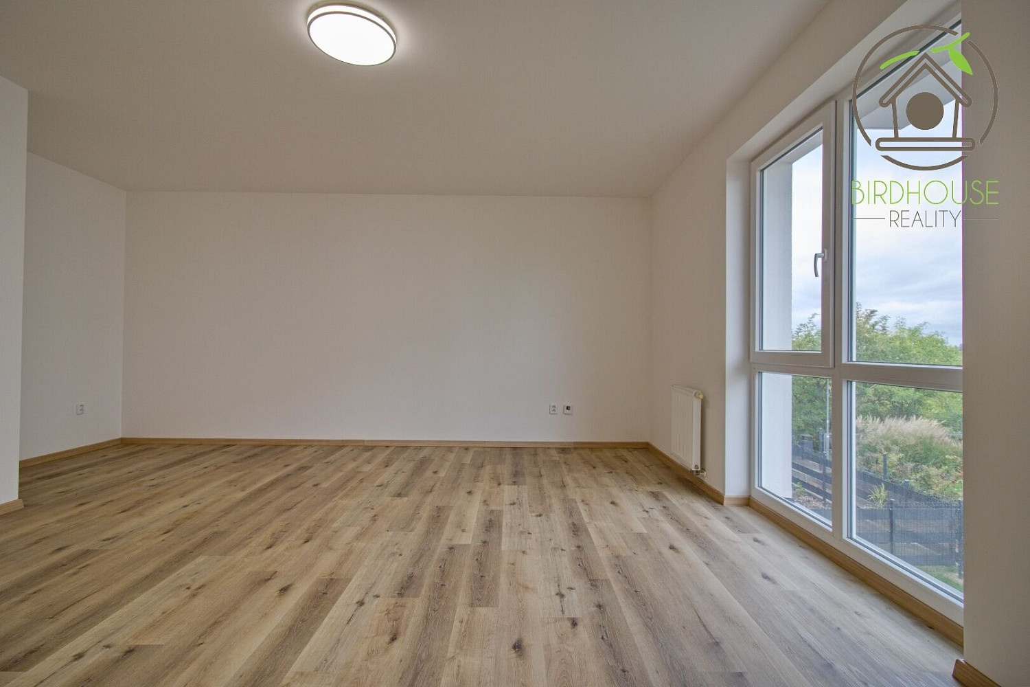 Pronájem bytu 2+kk 69 m² – fotografie 3