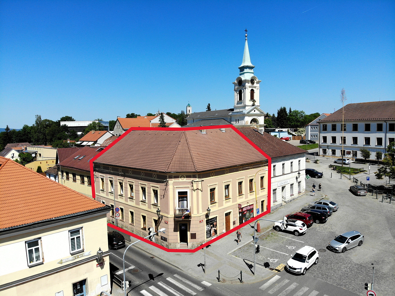 Prodej nájemního domu, činžáku 487 m²