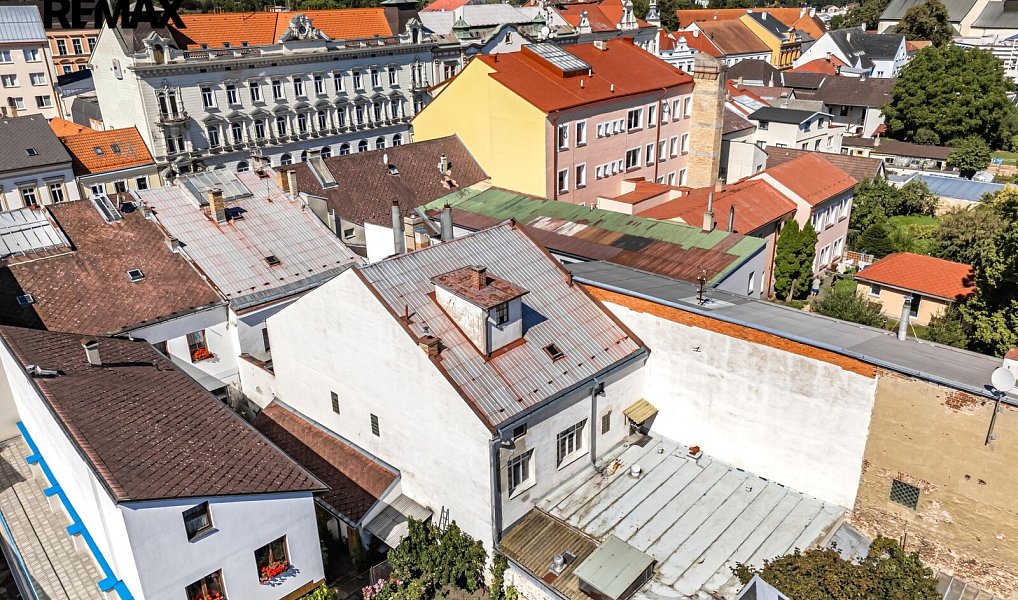 Prodej nájemního domu, činžáku 1 020 m², Jindřichův Hradec – náhled fotky 16
