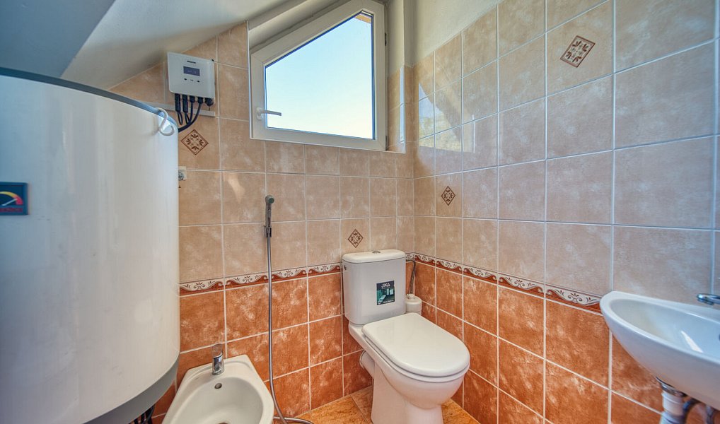 Prodej domu 142 m² s pozemkem 681 m², Turnov – náhled fotky 14