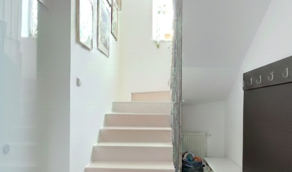 Pronájem domu 200 m² s pozemkem 534 m², Praha – náhled fotky 12