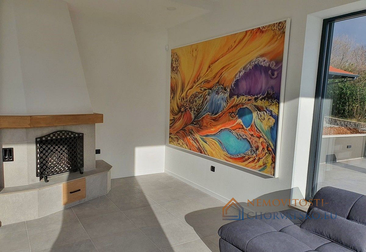 Prodej domu 239 m² s pozemkem 1 337 m² - Altro