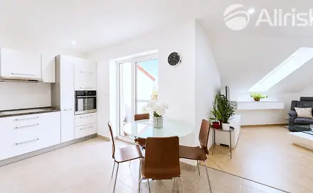 Prodej bytu 3+kk 88 m², Kpt. Jaroše, Břeclav