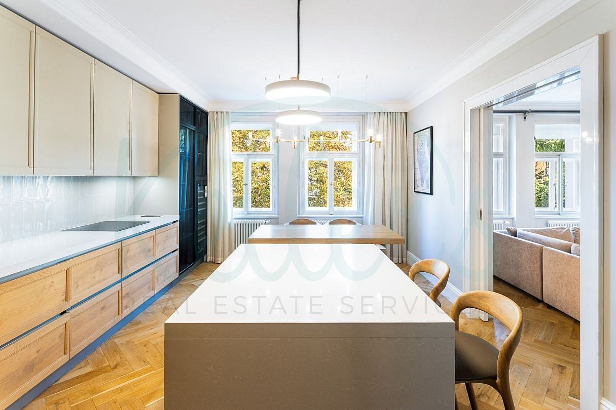 Pronájem bytu 3+1 120 m² – fotografie 3