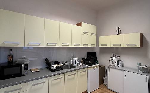 Pronájem kanceláře 22 m², Šantova, Olomouc
