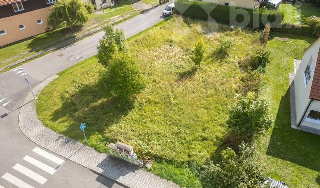 Prodej stavebního pozemku 784 m², Jesenice – náhled fotky 6