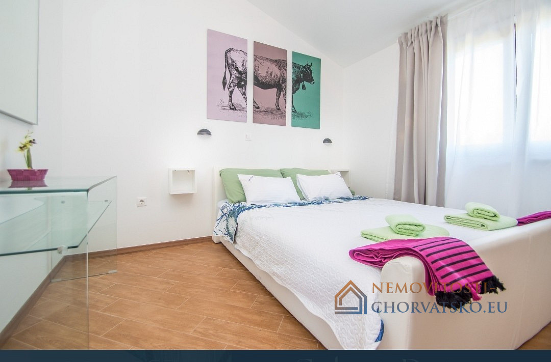 Prodej domu 160 m² s pozemkem 160 m² - Más