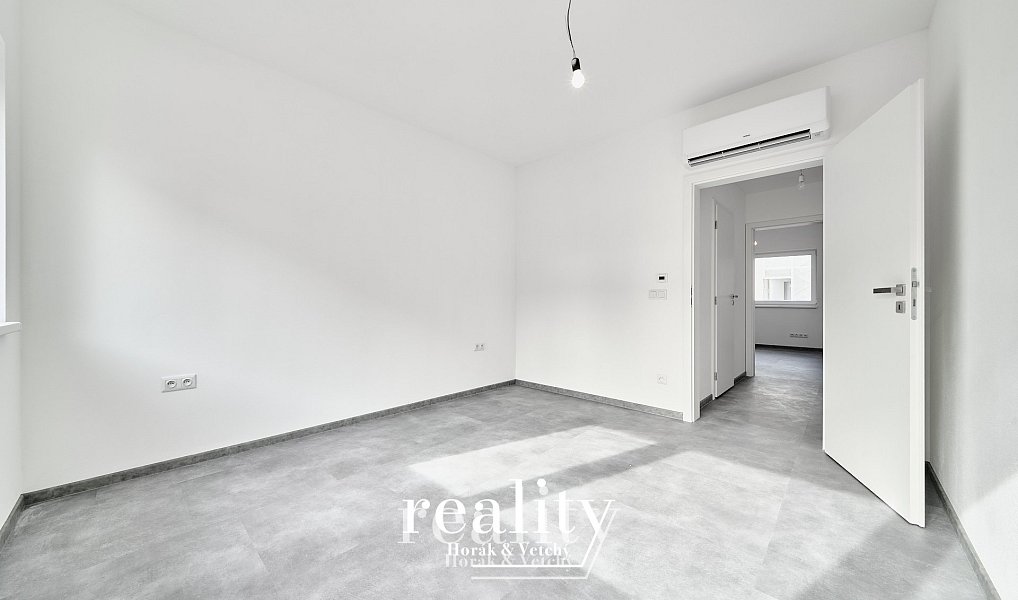 Pronájem bytu 3+kk 80 m², Znojmo – náhled fotky 9