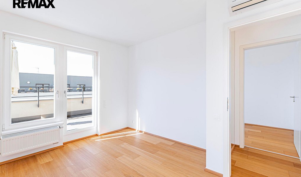 Prodej bytu 4+kk 99 m², Praha – náhled fotky 14