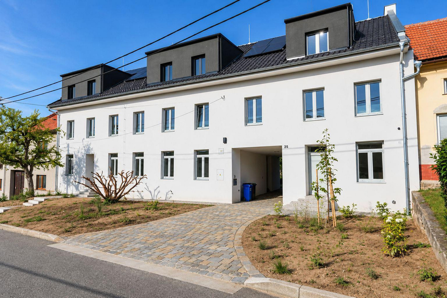 3-soban stan, 196 m²