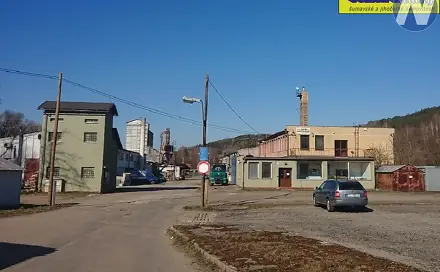Prodej výrobních prostor 3 000 m², Nádražní, Prachatice - Prachatice II