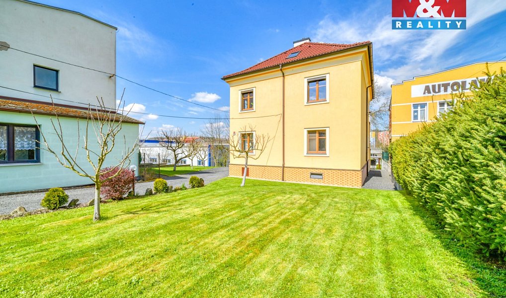 Prodej domu 248 m² s pozemkem 1 621 m², Cheb – náhled fotky 27
