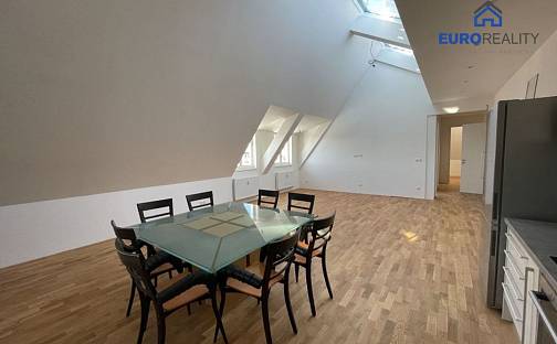Prodej bytu 3+kk 110 m², Mariánské Lázně, okres Cheb