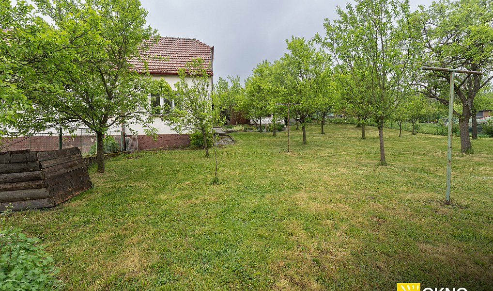 Prodej domu 197 m² s pozemkem 1 265 m², Strání – náhled fotky 23