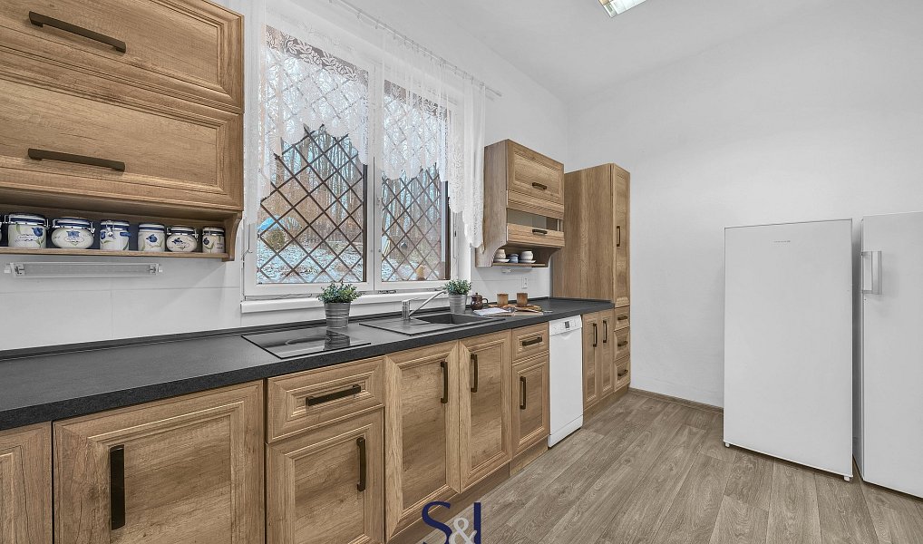 Prodej domu 201 m² s pozemkem 1 909 m², Chotovice – náhled fotky 3