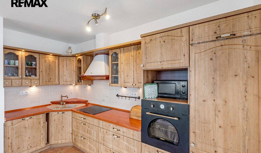 Prodej bytu 3+kk 89 m², Praha – náhled fotky 3