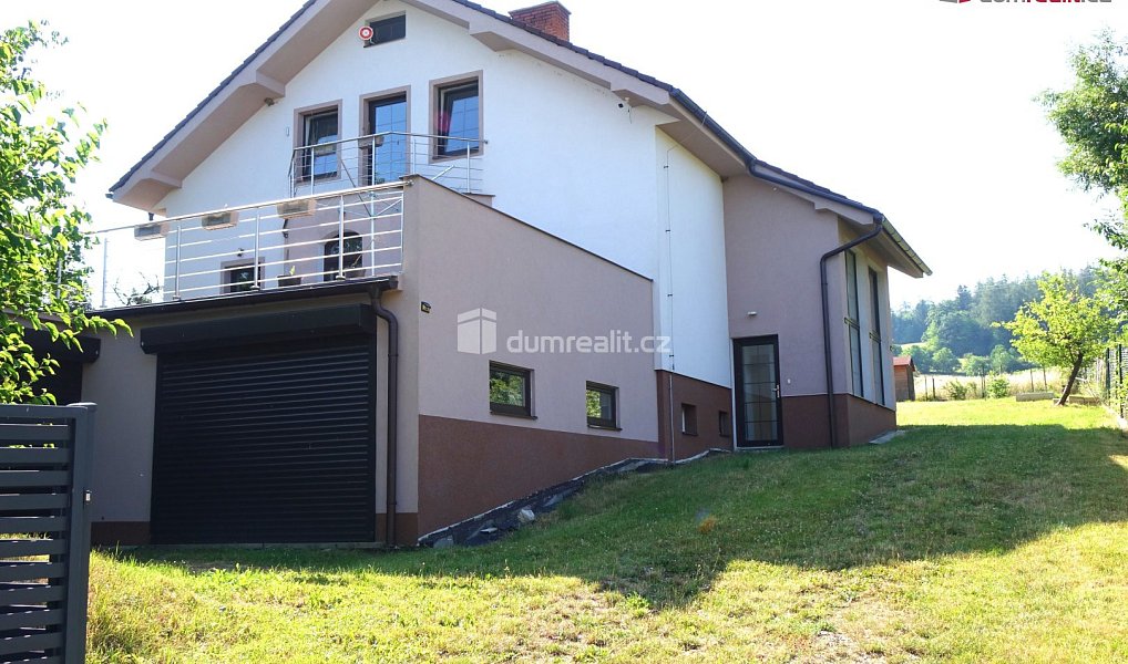 Prodej domu 300 m² s pozemkem 1 427 m², Bystřice – náhled fotky 17