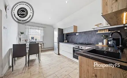 Prodej domu 247 m² s pozemkem 1 294 m², Čsl. armády, Lužná, okres Rakovník
