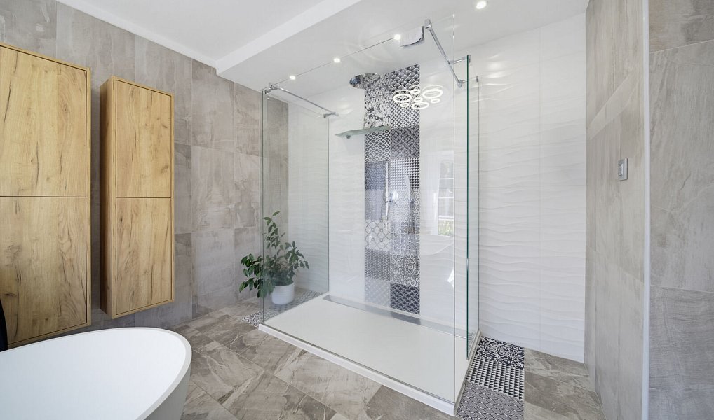 Prodej domu 300 m² s pozemkem 1 491 m², Luženičky – náhled fotky 17