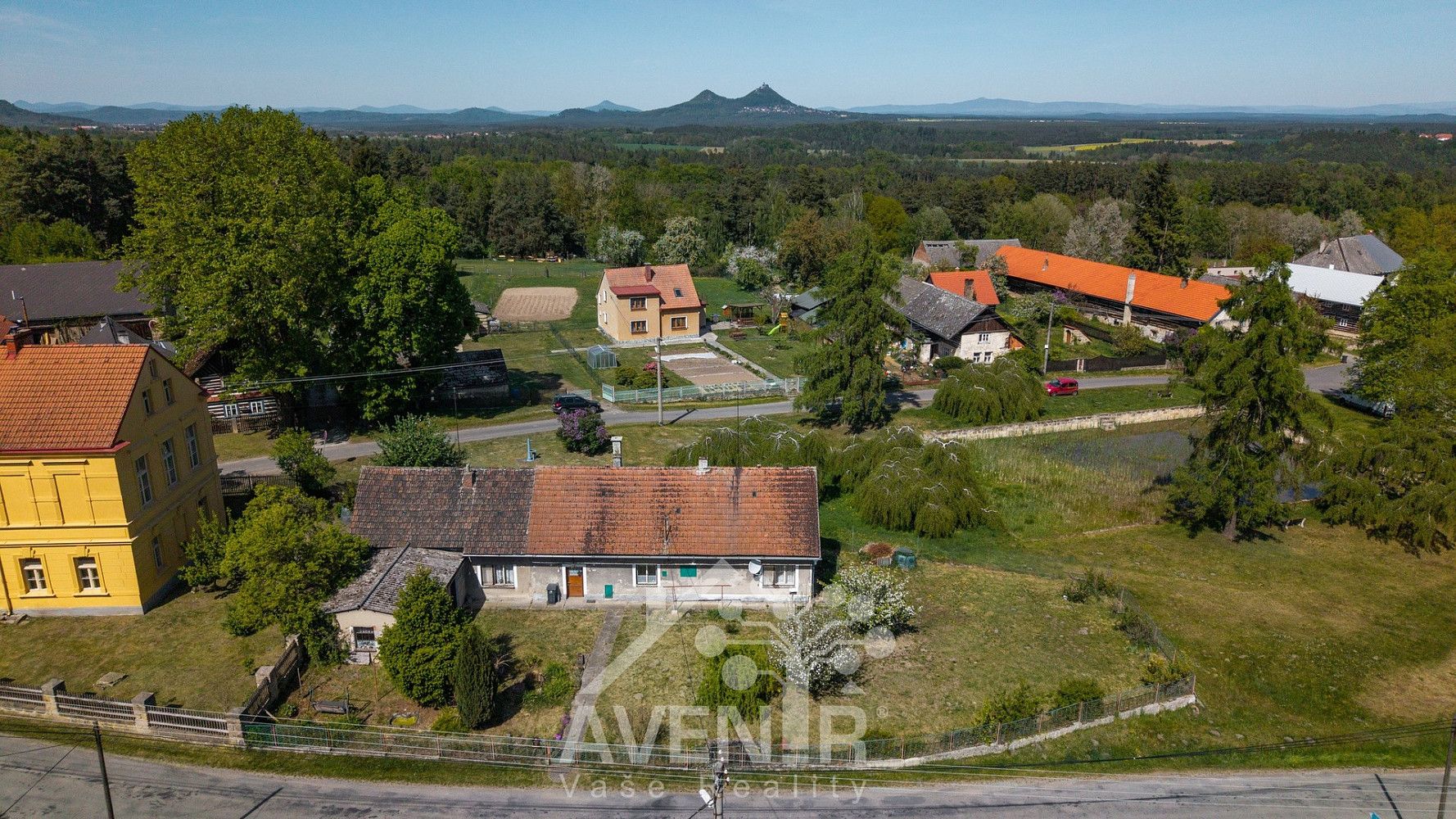 Prodej domu 170 m² s pozemkem 865 m² — photo 2
