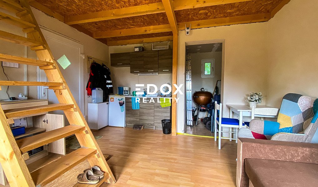 Prodej chaty/chalupy 25 m² s pozemkem 400 m², Kralupy nad Vltavou – náhled fotky 2