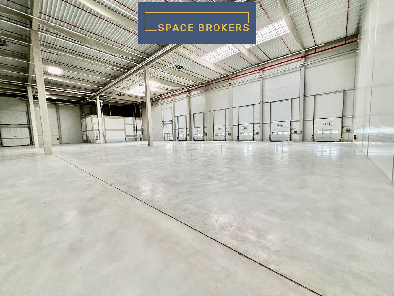 Pronájem skladovacích prostor 4 760 m² – fotografie 2