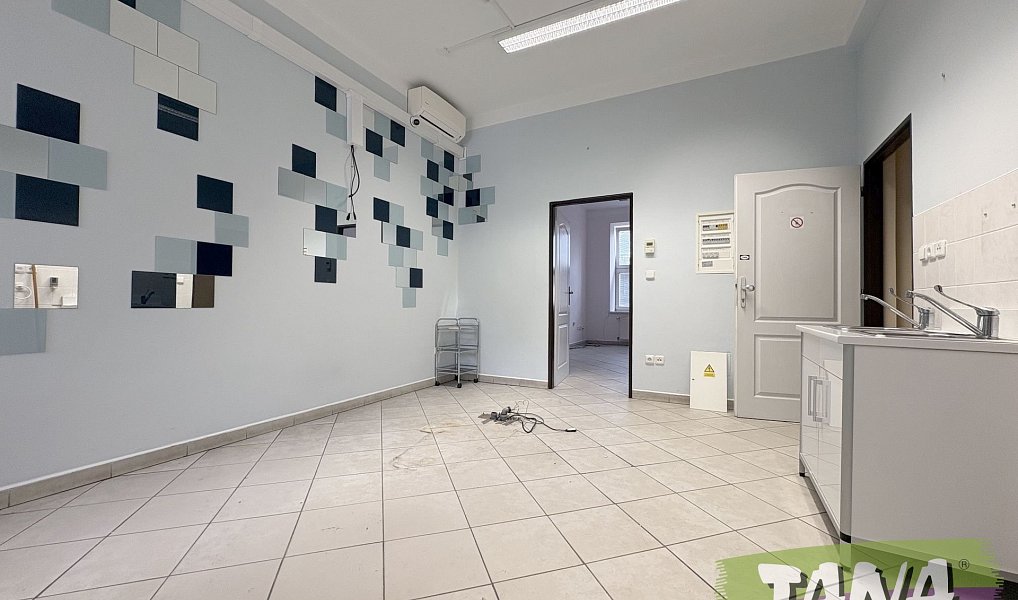Pronájem komerčního objektu (jiného typu) 80 m², Trutnov – náhled fotky 2