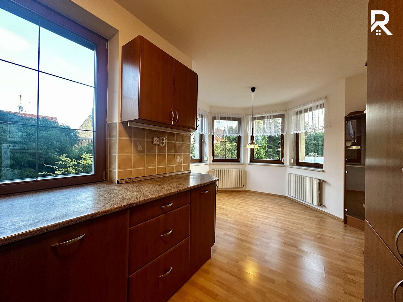 Pronájem domu 156 m² s pozemkem 577 m² — photo 2