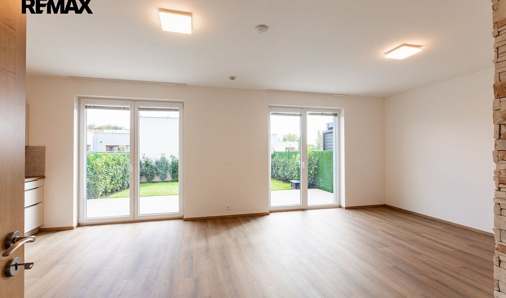 Pronájem domu 107 m² s pozemkem 124 m², Praha – náhled fotky 5