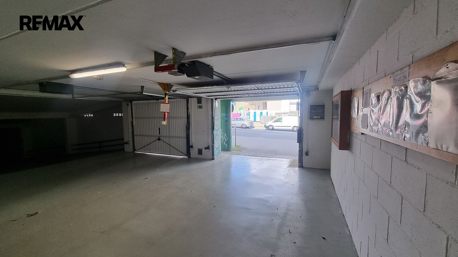 Nabízíme k prodeji garáž o výměře 14 m2, situovanou v garážovém domě G4 Okružní Olomouc – fotografie 5