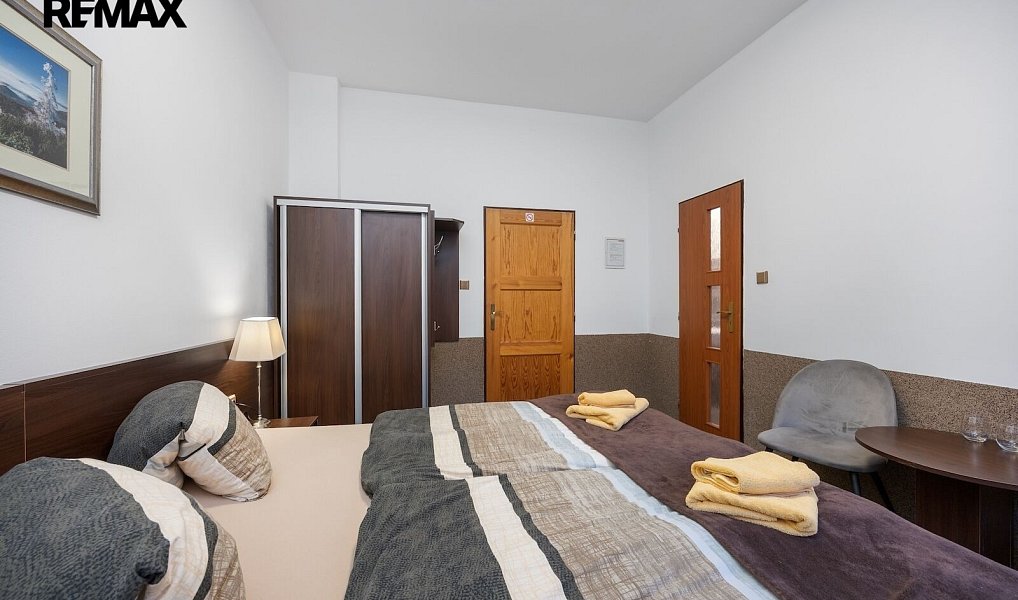 Prodej ubytovacího objektu 435 m², Hřensko – náhled fotky 28